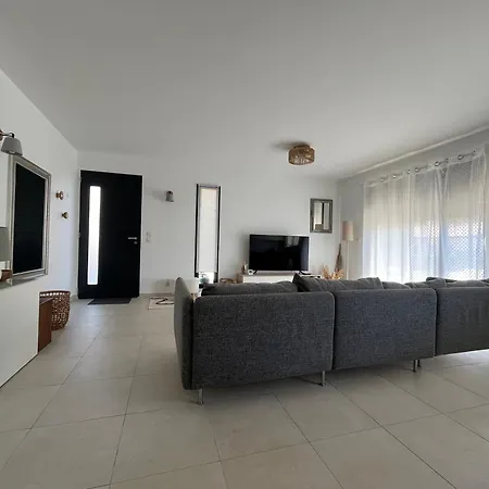Maison Neuve